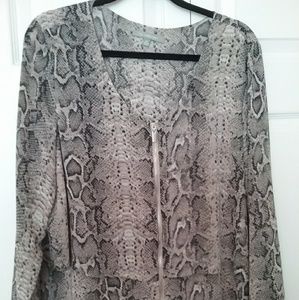 NY Collection  Snakeskin Long Sleeve top size XL